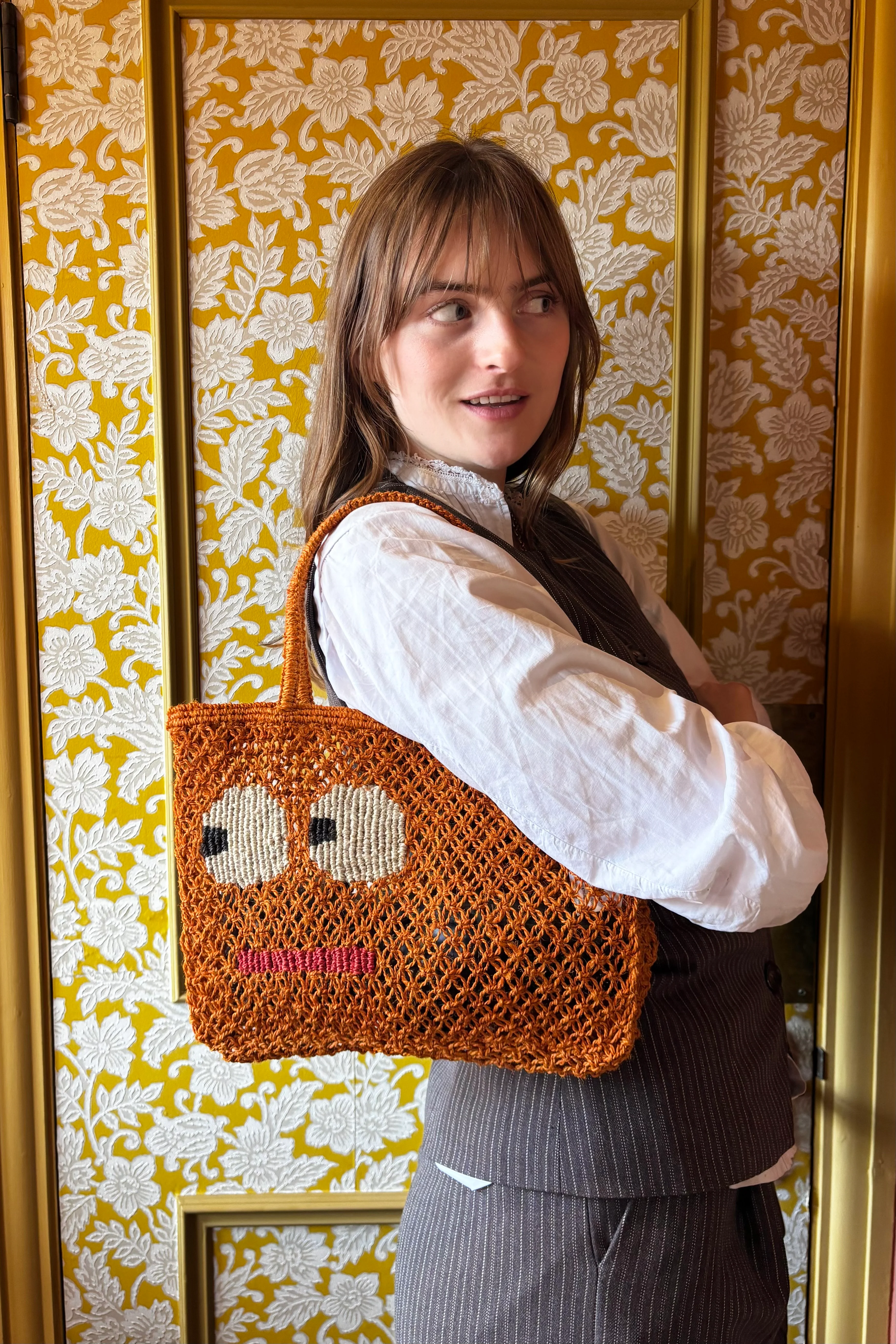 Big Eyes - Image 8