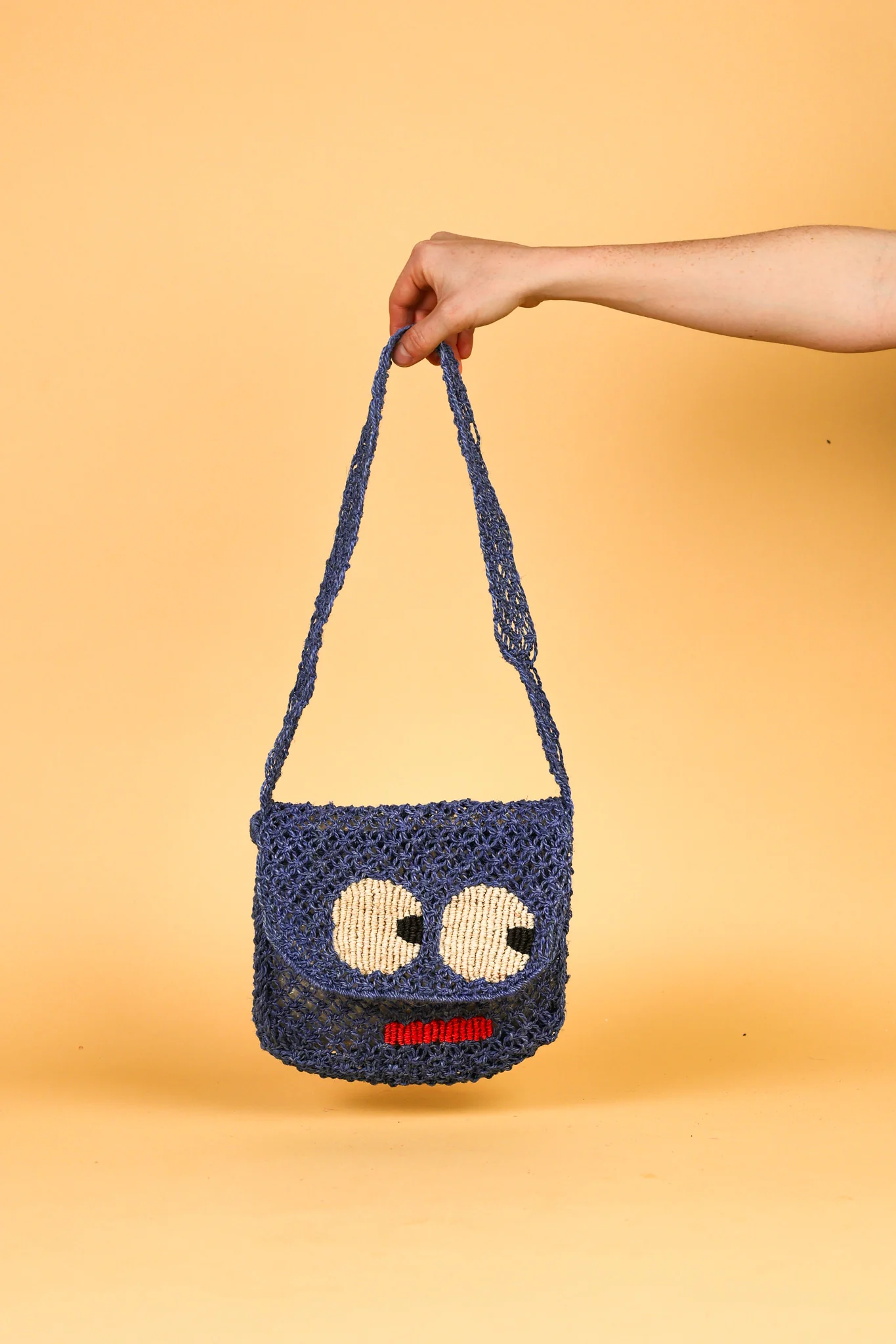 Lola Big Eyes - Image 4