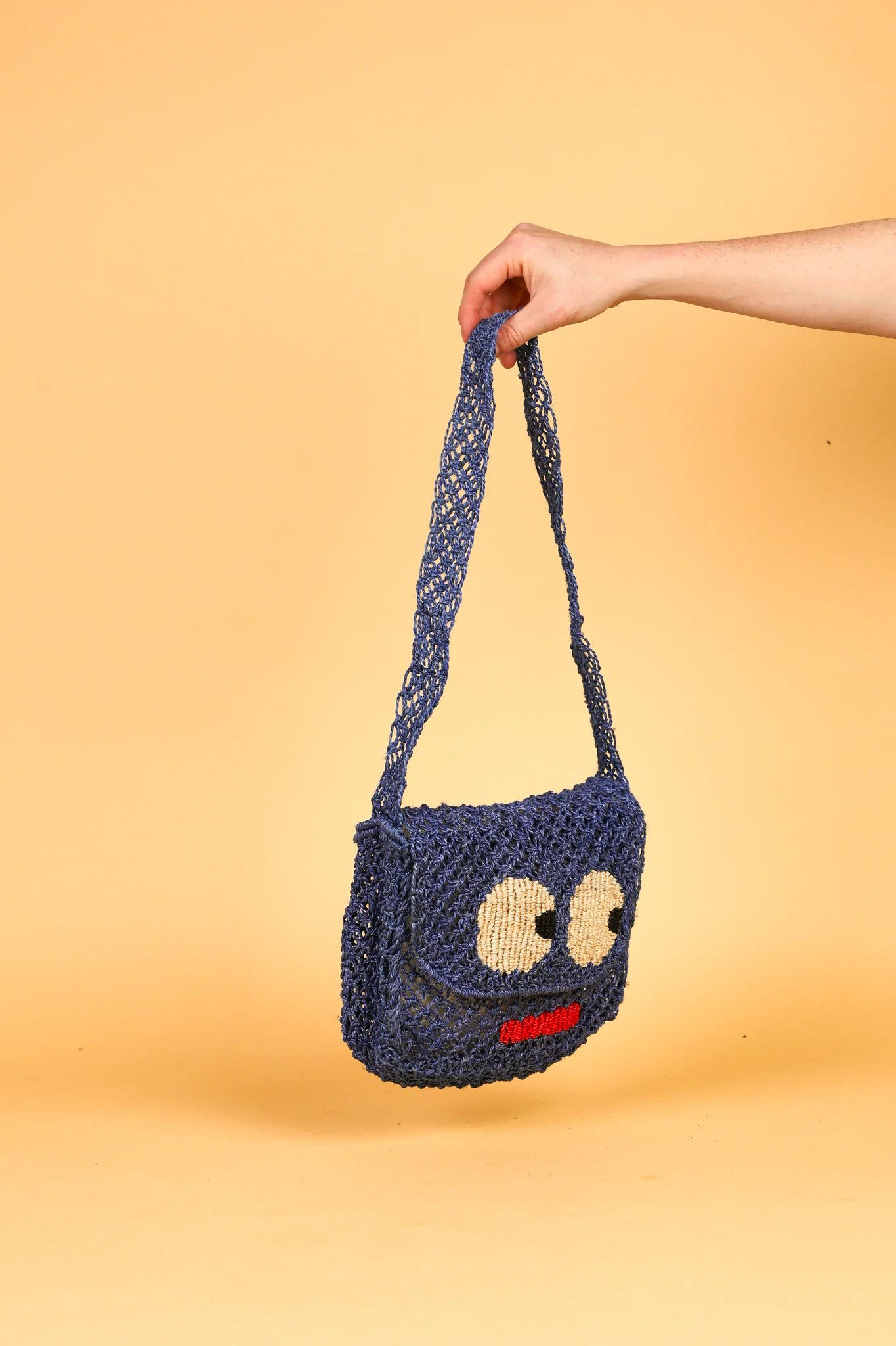 Lola Big Eyes - Image 5