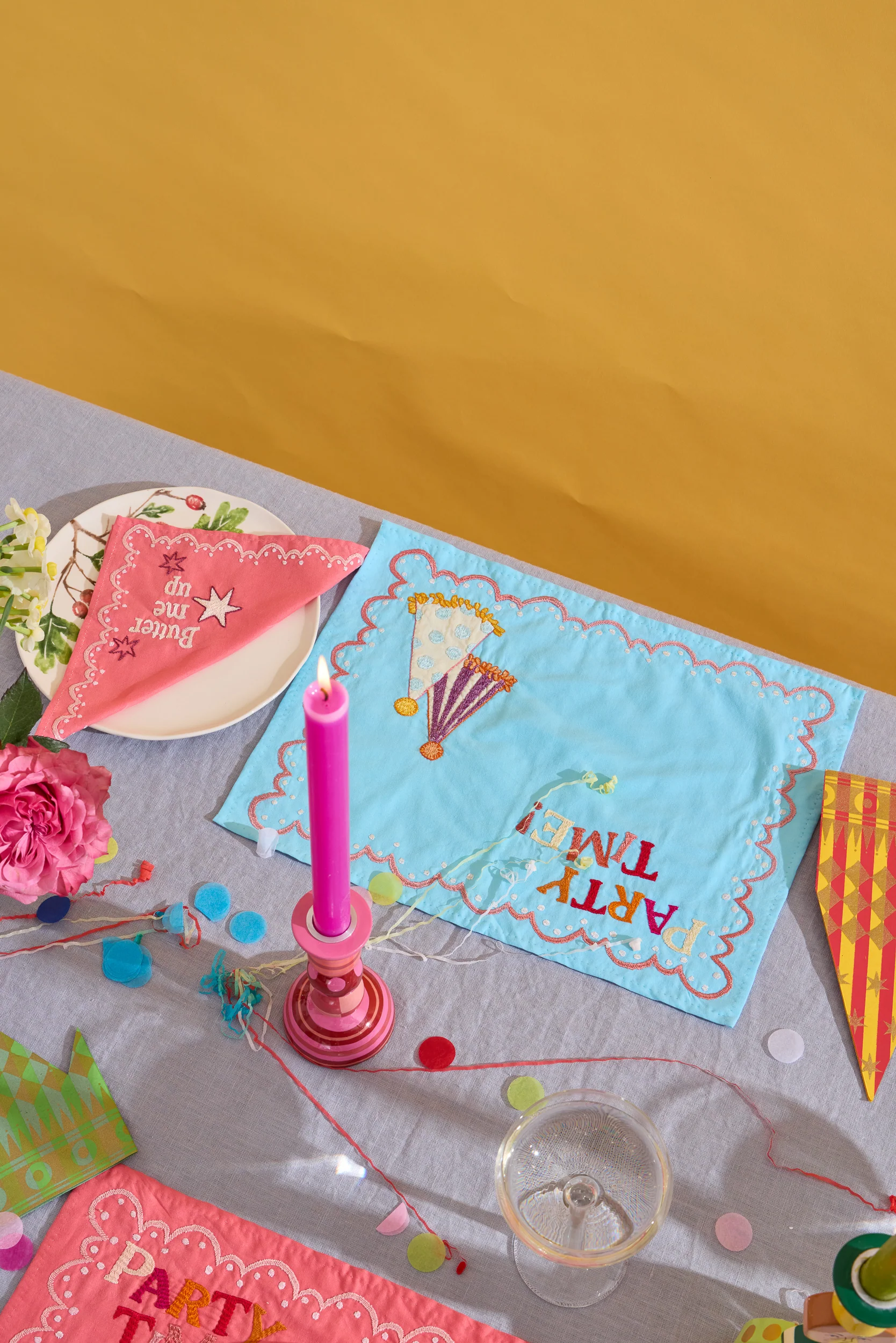 Party Time Place Setting - Image 8