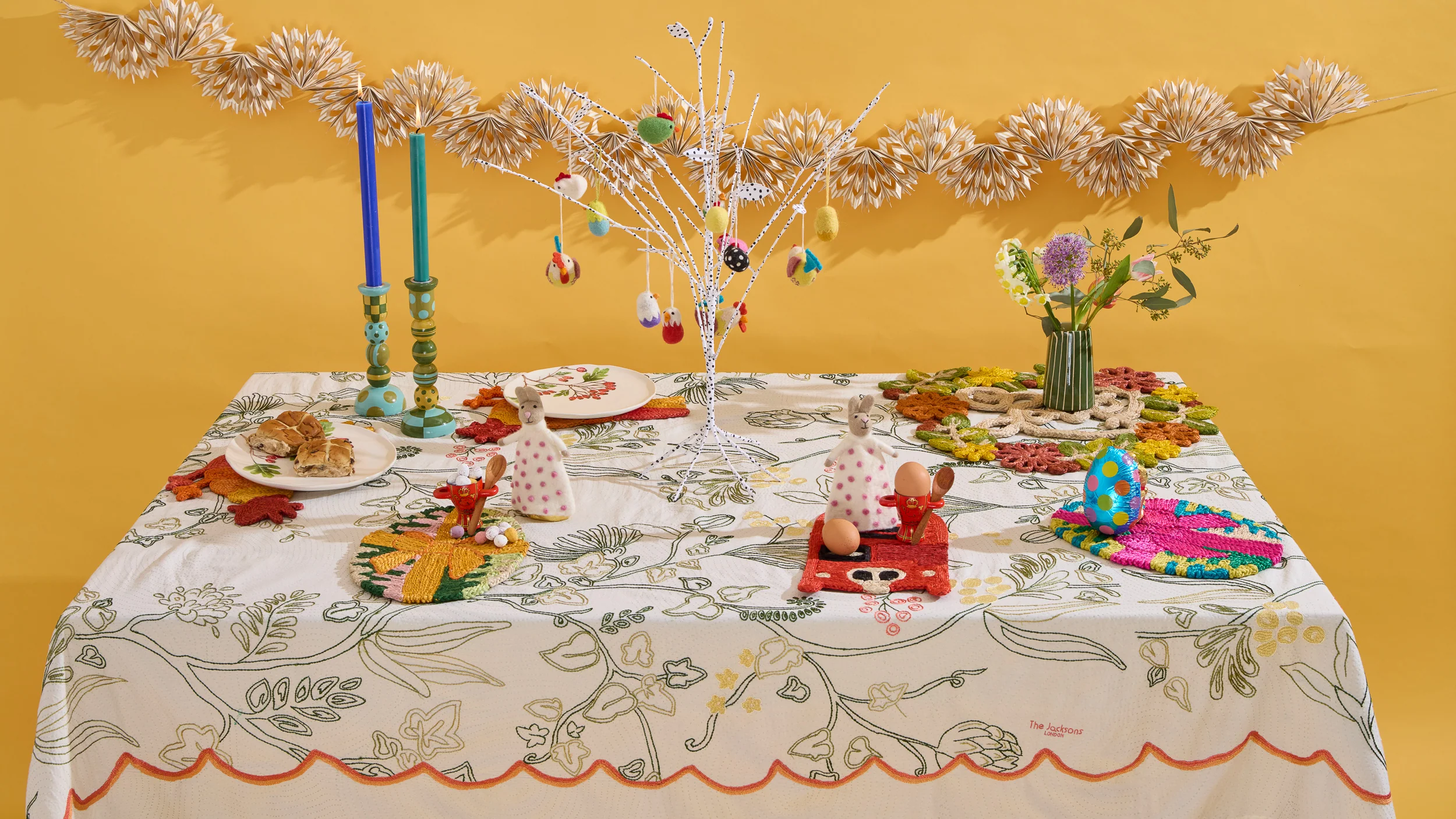 Foliage Tablecloth - Image 3